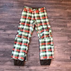 Button Snowboard / Snow Pants